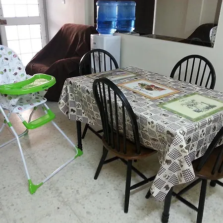 Semesterbostad Andriana House Larnaca